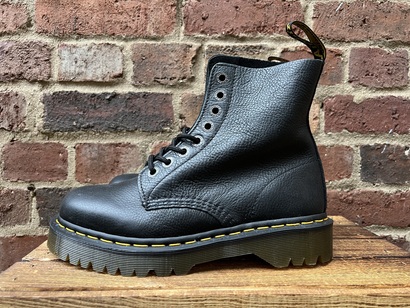 DR.Martens Classic  1460, VG Condition UK7